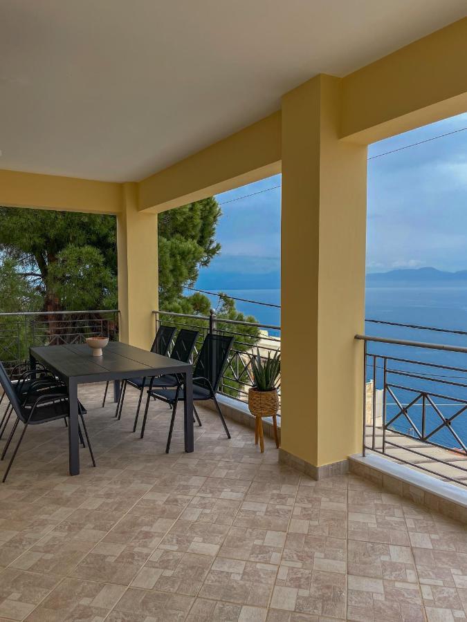 Afroditi'S Apartment Superb View Githio Exterior foto